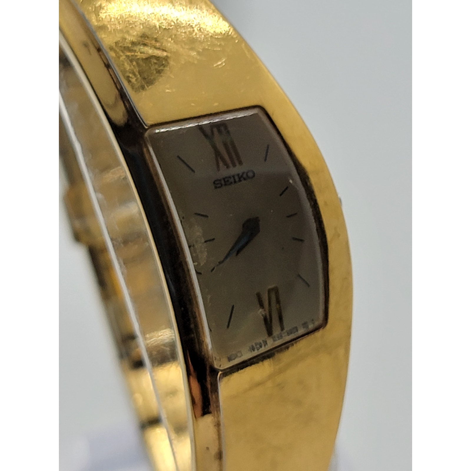 Seiko Women's Vintage Rare Gold Tone Watch 1520-0al0 (M)
